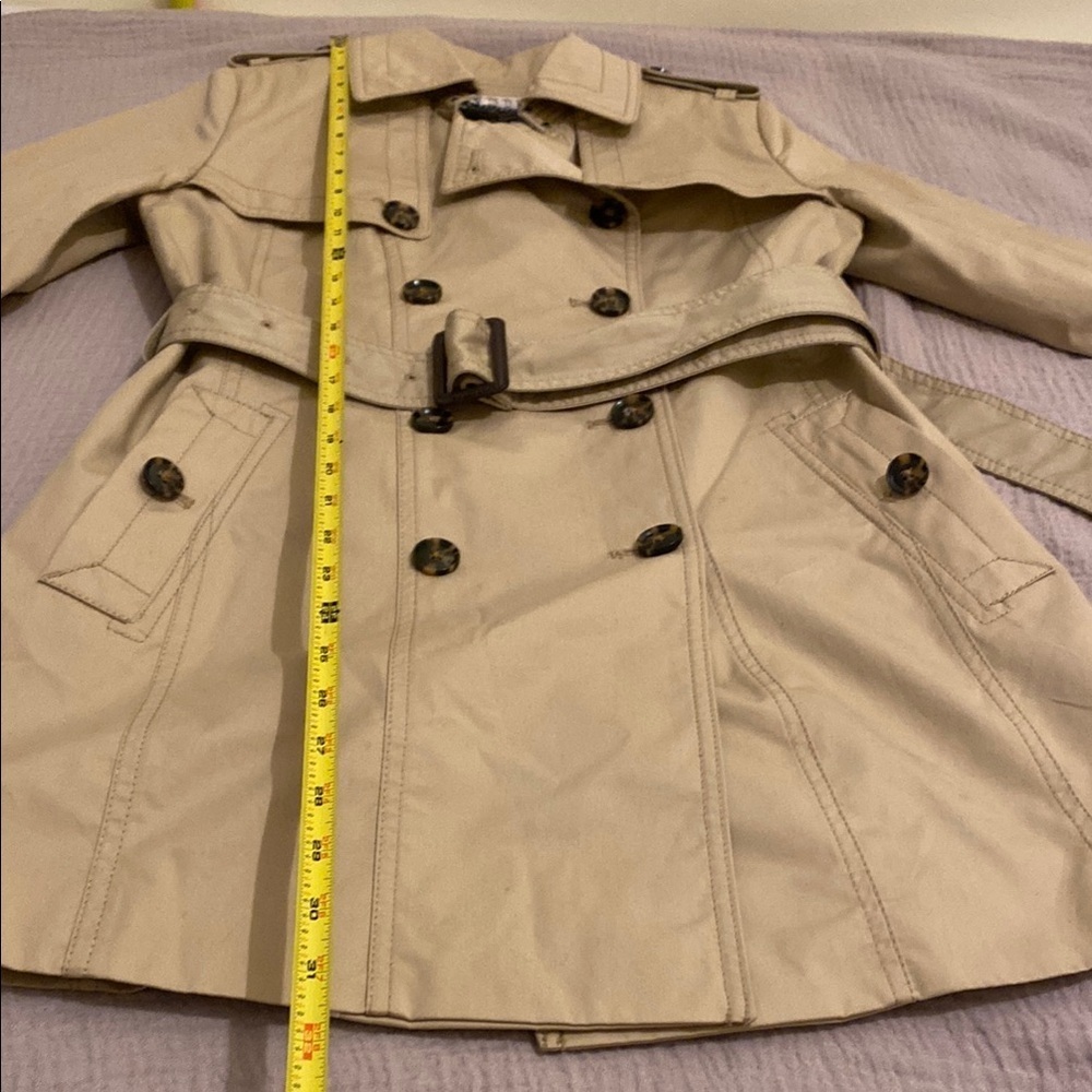 Banana Republic Classic Tan Trench Coat. Size XS Petite. New . MRSP $228 - Picture 5 of 8